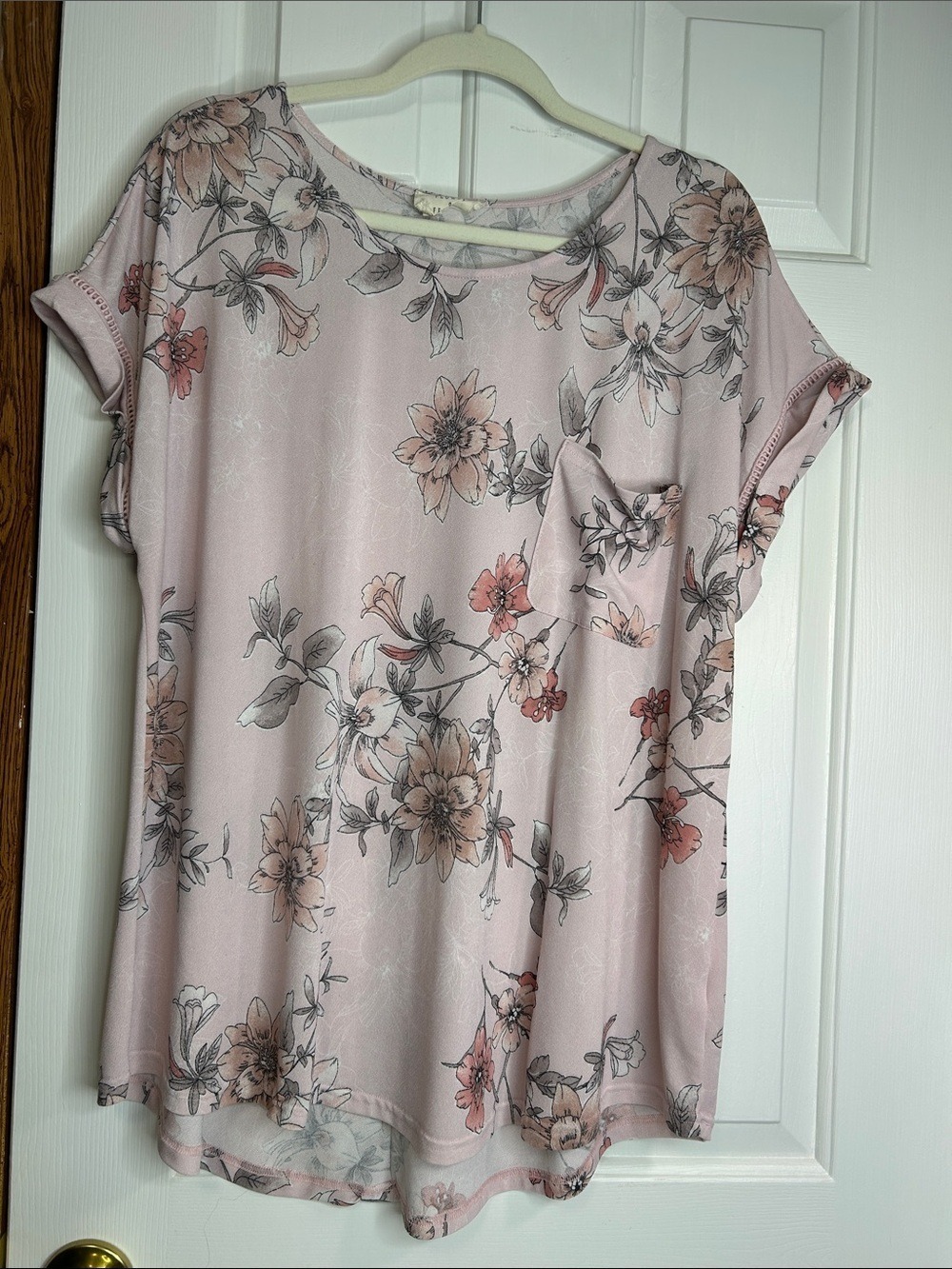 Flower & Feather Soft Pink Floral Pocket Tunic Top